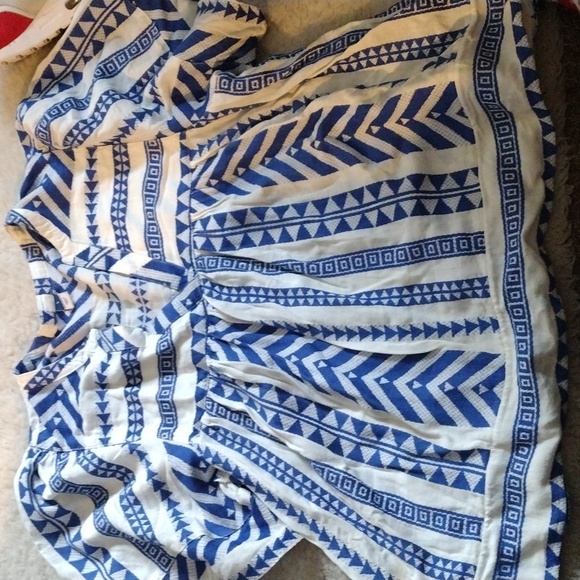 Old Navy Blue Boxy Short Sleeve Blouse - Picture 4 of 4